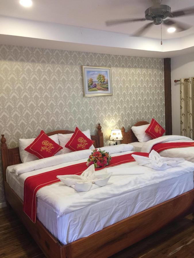 Golden Lotus Namkhan View Luang Prabang Exteriör bild